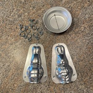 Vintage Wilton Eater bunny mold